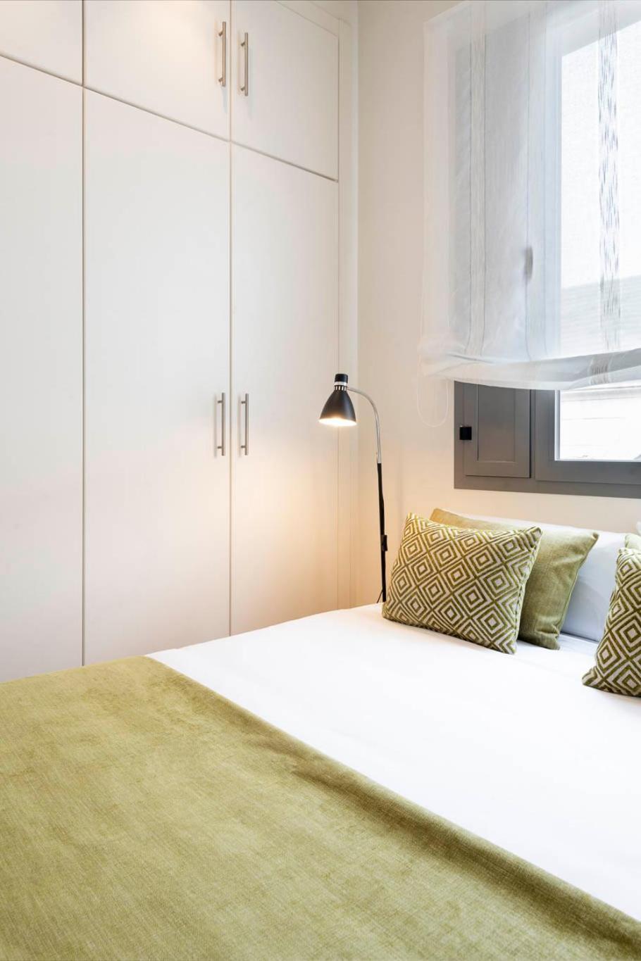 Apartamento Familiar Nuevo De Diseno En La Mejor Zona De Triana, Parking Included إشبيلية المظهر الخارجي الصورة